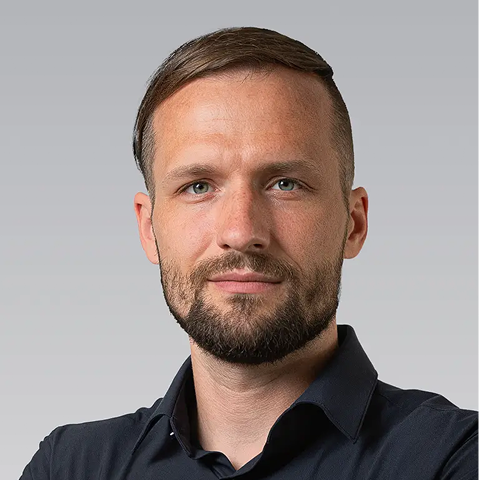 Anton Bukov